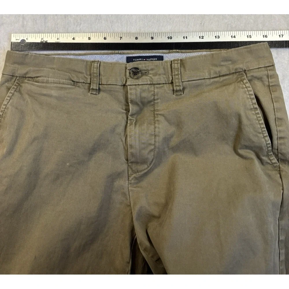 Tommy Hilfiger Men's 32X30‎ Slim Fit Chino Pants Classic Everyday Casual Basic